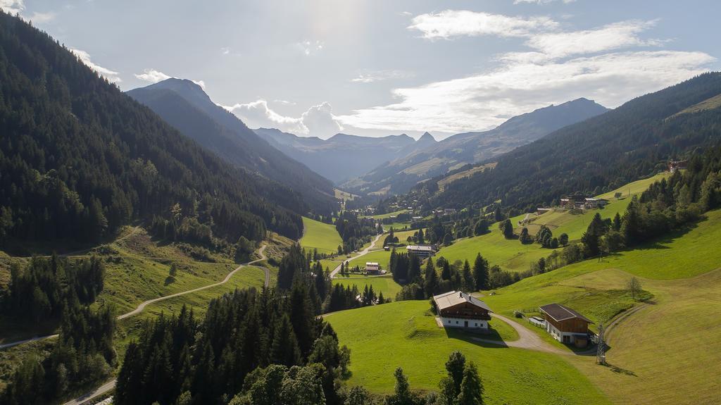 Haus Spieleck Bed & Breakfast Saalbach-Hinterglemm Exterior photo